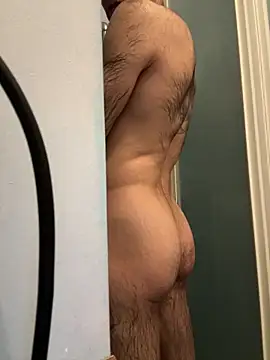 ValentinoRollstars online show from March 8, 10:02 pm