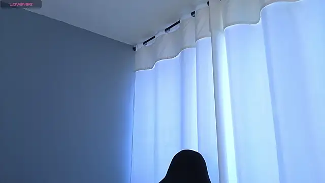 BrookeMiller online show from November 18, 7:18 pm