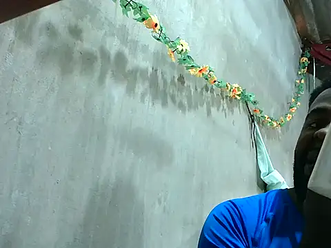 Snapshot of 2ocmaxi chatting on November 13, 8:08 pm 2ocmaxi online show from November 13, 8:08 pm