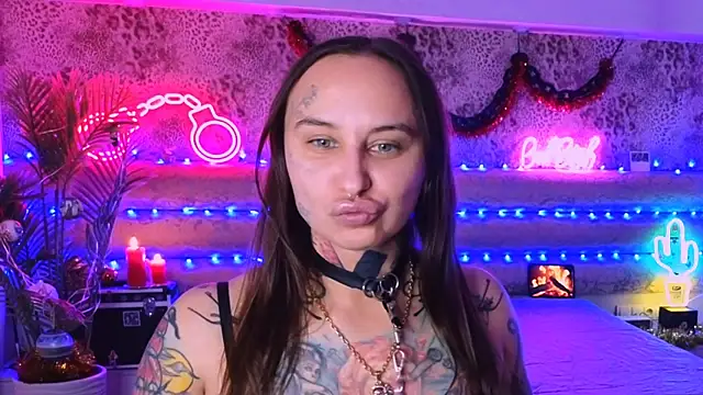 Cool Freak  online show from November 14, 10:03 am