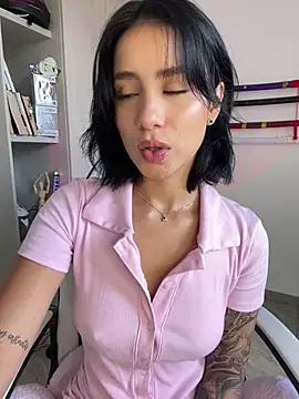 Ale Lewis online show from January 17, 8:22 pm
