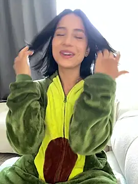 Ale Lewis online show from February 14, 8:37 pm