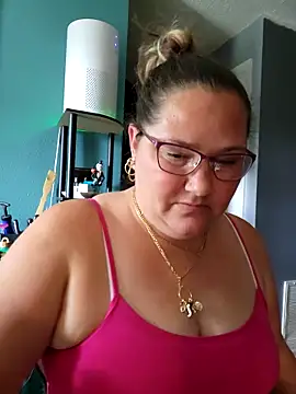 Snapshot of SexyNikki6969 chatting on November 9, 2:04 pm SexyNikki6969 online show from November 9, 2:04 pm