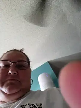 Snapshot of SexyNikki6969 chatting on November 13, 1:21 pm SexyNikki6969 online show from November 13, 1:21 pm