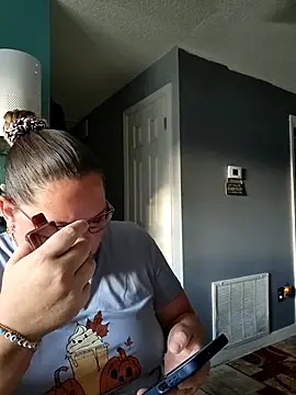 Snapshot of SexyNikki6969 chatting on November 22, 12:37 pm SexyNikki6969 online show from November 22, 12:37 pm