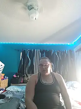 SexyNikki6969 online show from June 2, 12:51 pm
