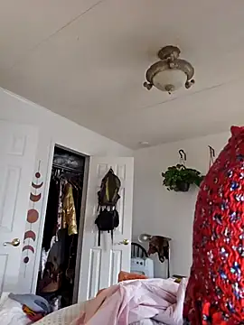 mossy kiss online show from January 11, 3:39 pm