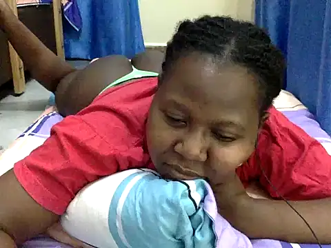 Snapshot of 10sexymelo69_ chatting on October 30, 9:59 pm 10sexymelo69 online show from October 30, 9:59 pm