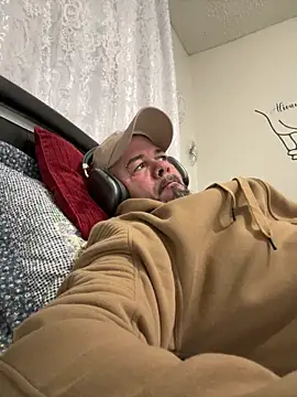 Snapshot of Cristian-Brayan chatting on November 11, 11:54 am Cristian-Brayan online show from November 11, 11:54 am