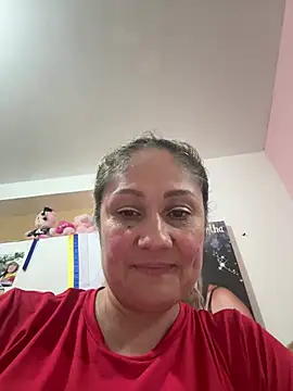 Snapshot of gabiTetas chatting on May 28, 8:06 pm gabiTetas online show from May 28, 8:06 pm