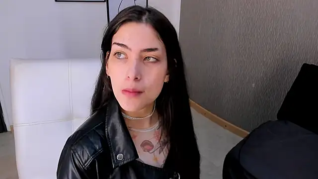 Alexa Thaylor  online show from December 4, 2:59 pm