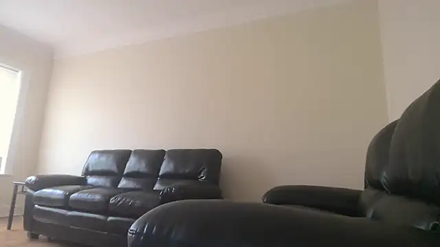 Chiblkchubottom2012 online show from February 24, 5:22 pm