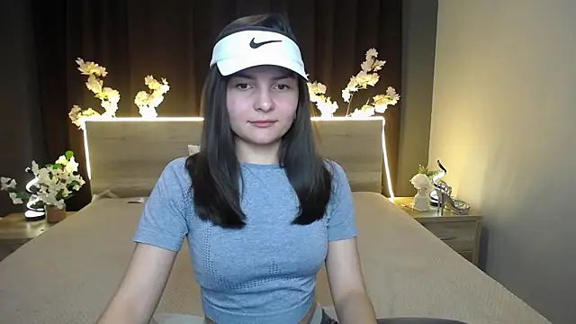 Snapshot of JasmineAsha chatting on April 18, 7:51 pm JasmineAsha online show from April 18, 7:51 pm