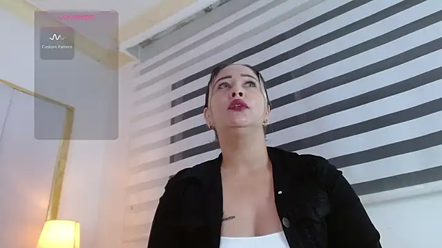 Snapshot of WANDAFOXX1 chatting on February 7, 3:45 am WANDAFOXX1 online show from February 7, 3:45 am