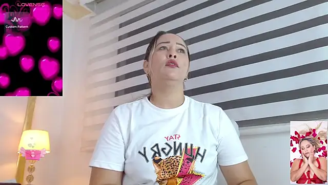 Snapshot of WANDAFOXX1 chatting on February 13, 3:18 am WANDAFOXX1 online show from February 13, 3:18 am