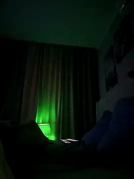 Snapshot of ROXOLANAA_SEXY chatting on October 20, 1:39 am ROXOLANAA SEXY online show from October 20, 1:39 am