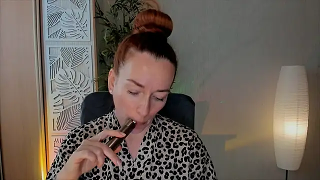 RebeccaMartinez online show from March 19, 6:50 am