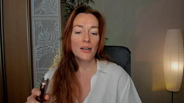 RebeccaMartinez online show from April 3, 6:33 am