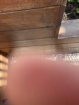 Snapshot of mattexhibe chatting on March 1, 12:01 pm mattexhibe online show from March 1, 12:01 pm