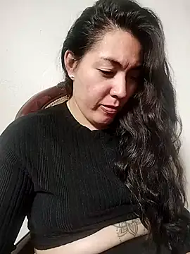 Snapshot of katha_steele_ chatting on October 15, 1:55 pm katha steele online show from October 15, 1:55 pm