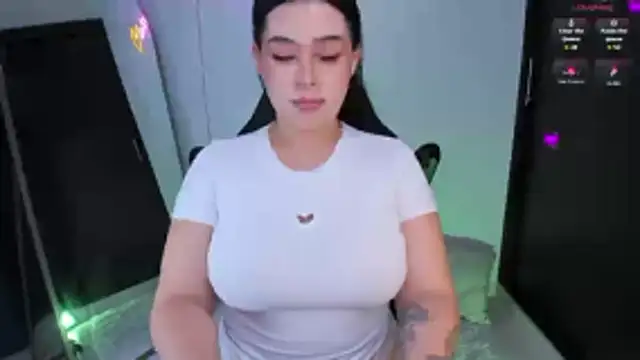 daniela hornny online show from October 28, 5:11 am