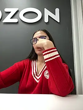 Snapshot of Sweet_Lollypop chatting on February 19, 4:33 pm Sweet Lollypop online show from February 19, 4:33 pm
