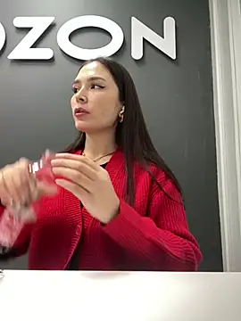 Snapshot of Sweet_Lollypop chatting on March 3, 4:24 pm Sweet Lollypop online show from March 3, 4:24 pm