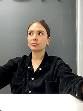 Snapshot of Sweet_Lollypop chatting on October 10, 6:23 am Sweet Lollypop online show from October 10, 6:23 am