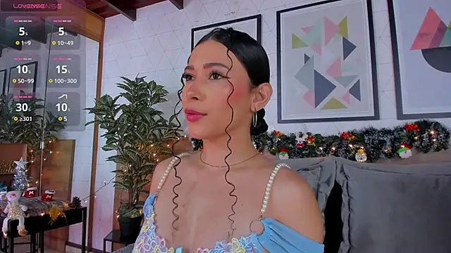 Snapshot of susan_cute198 chatting on December 30, 12:20 pm susan cute198 online show from December 30, 12:20 pm