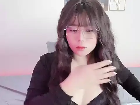   Lyly   online show from November 26, 1:50 am