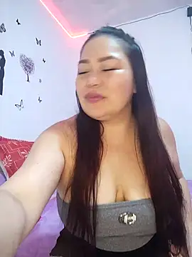 violet moore online show from February 15, 8:43 pm