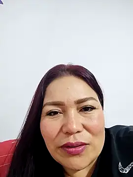 violet moore online show from September 19, 6:30 pm