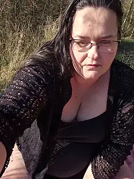 XxGipsyxX online show from March 5, 2:35 pm