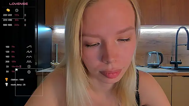 Olivia Bells online show from May 3, 8:04 pm