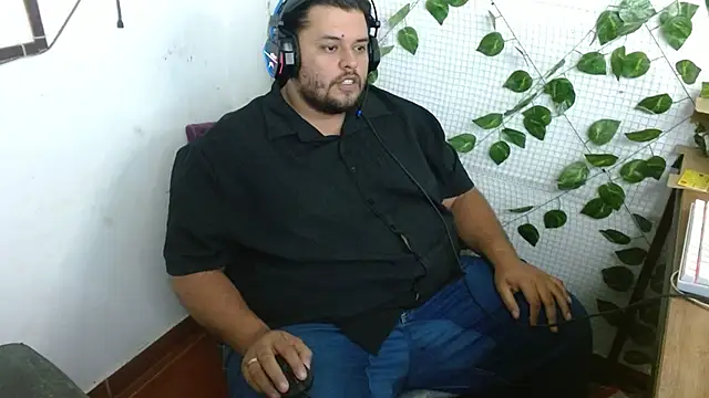 Snapshot of altairstudiosvip_ chatting on October 11, 1:20 pm altairstudiosvip online show from October 11, 1:20 pm