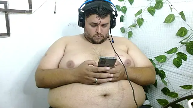 Snapshot of altairstudiosvip_ chatting on November 30, 3:38 pm altairstudiosvip online show from November 30, 3:38 pm