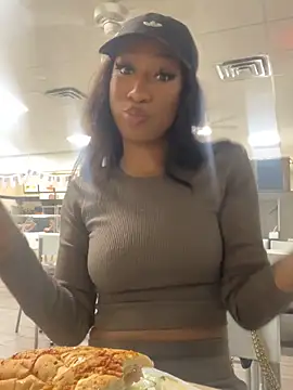 Iceblanca online show from October 18, 12:02 am