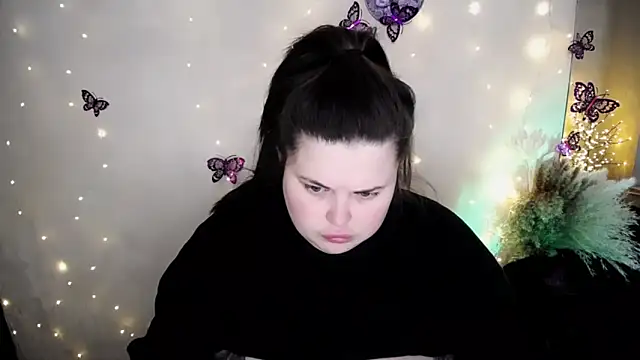 Emily Mo online show from February 10, 6:50 am