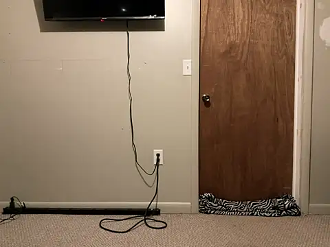 1Lustfully yours online show from February 13, 1:34 am