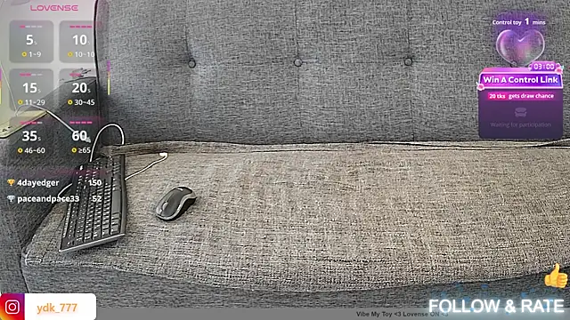 Snapshot of ydk__7 chatting on April 17, 12:30 pm ydk 7 online show from April 17, 12:30 pm