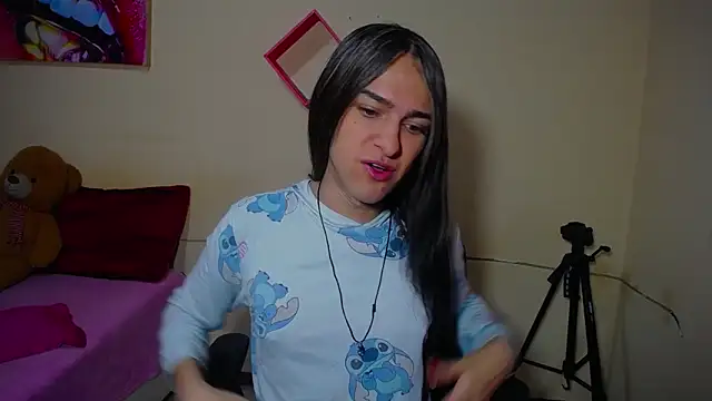 Snapshot of sweet1Girl chatting on February 6, 12:05 pm sweet1Girl online show from February 6, 12:05 pm