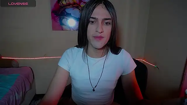 Snapshot of sweet1Girl chatting on February 15, 8:01 pm sweet1Girl online show from February 15, 8:01 pm