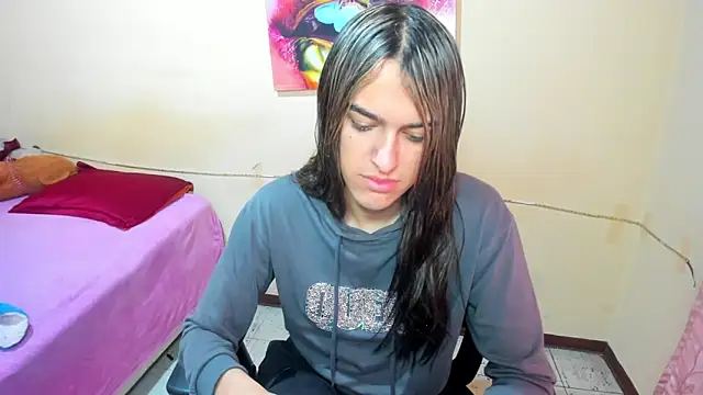 Snapshot of sweet1Girl chatting on March 19, 1:18 pm sweet1Girl online show from March 19, 1:18 pm