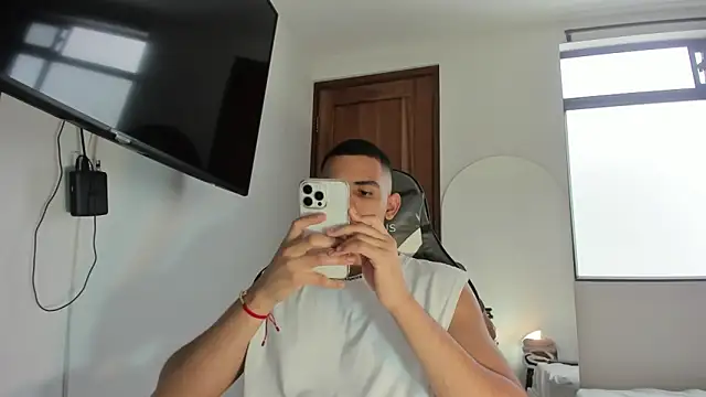 joss 111 online show from February 1, 4:38 pm