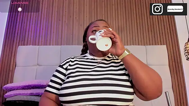 Saravy Blandon online show from January 14, 12:44 pm