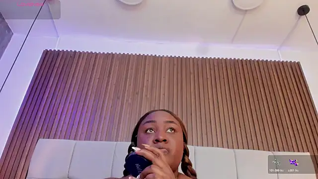 Saravy Blandon online show from March 24, 11:04 am