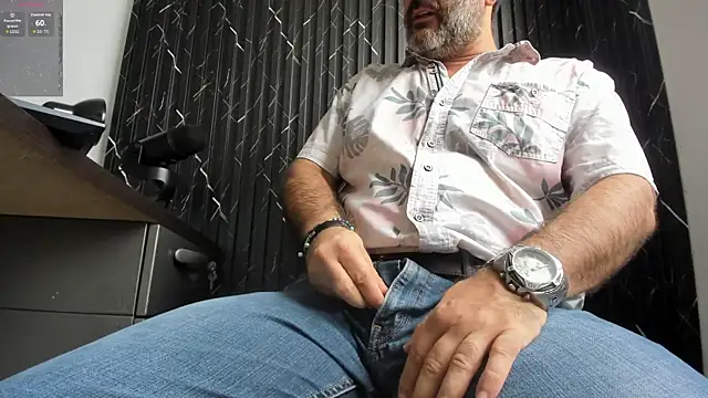 Maxi TheBigDaddy online show from July 31, 2:49 pm