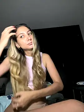 DanikRosse online show from October 31, 4:24 am