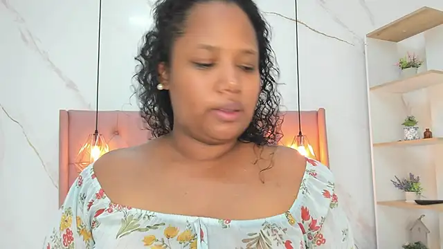 Belle Brunette online show from November 21, 9:02 pm