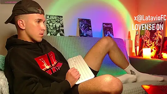 Midnighter  online show from August 6, 8:22 pm